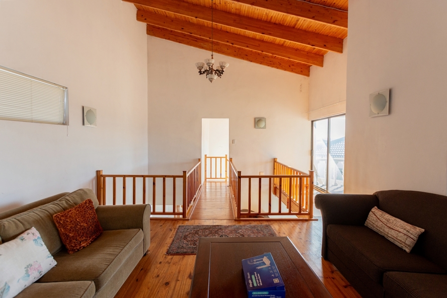 3 Bedroom Property for Sale in Country Club Western Cape